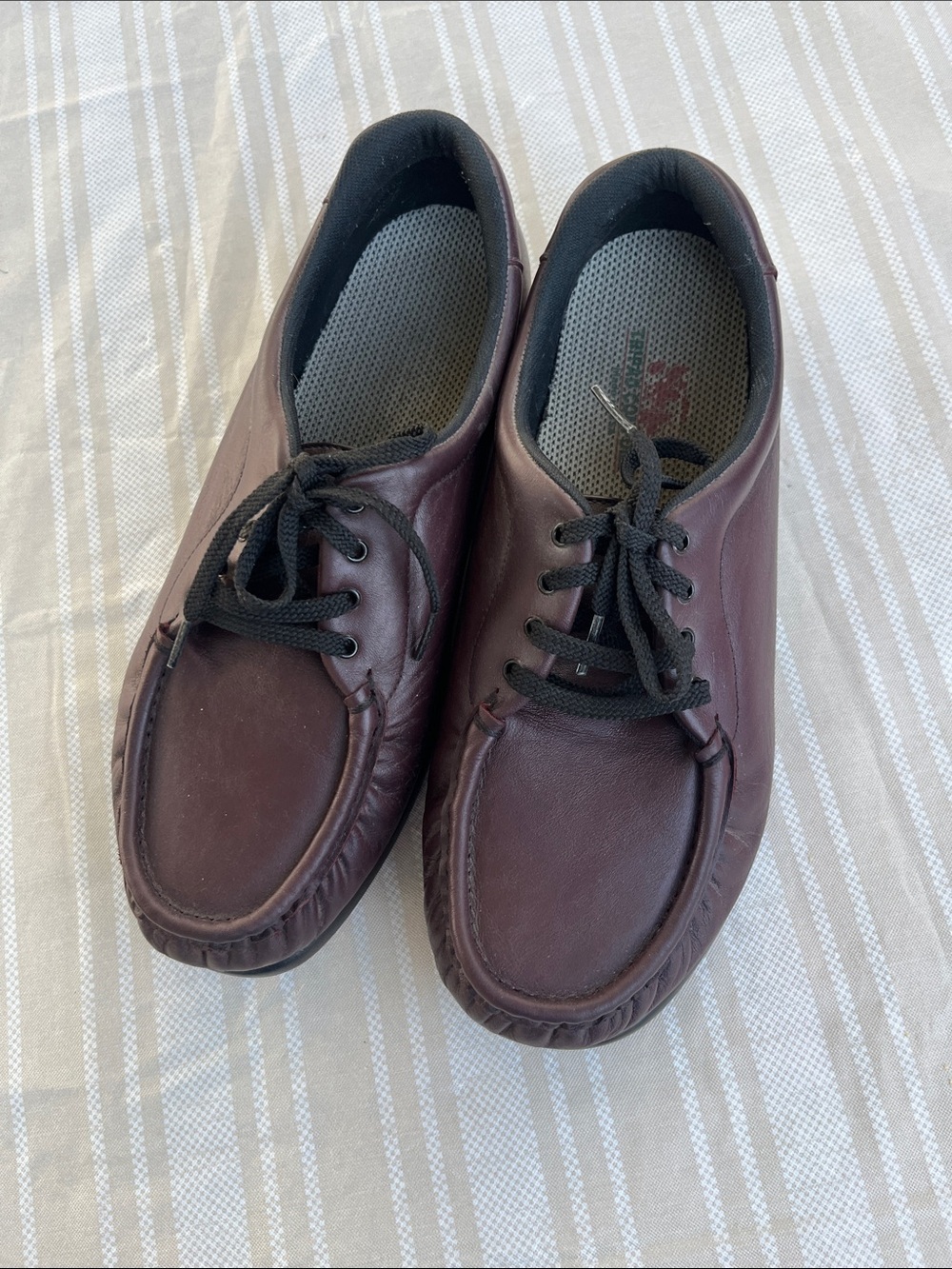 SAS Men's Burgundy Leather Moc Toe Lace-Up Loafers size 11 WW